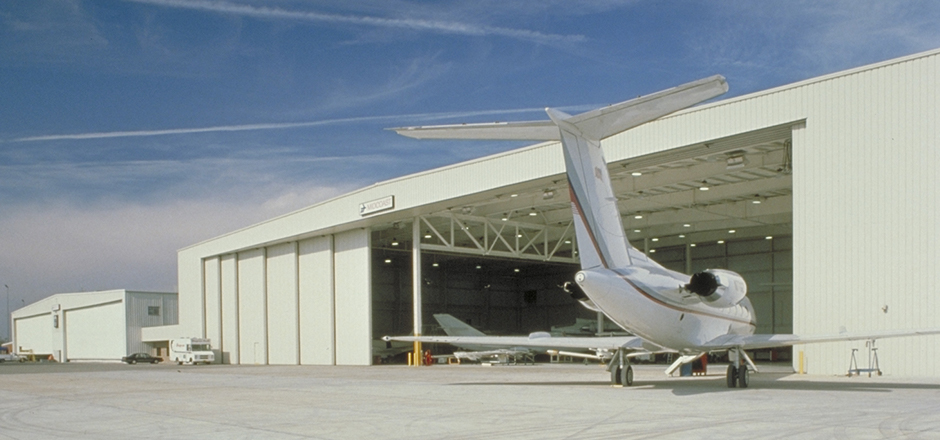 How To Construct a Wider Space of Hangars for Aircraft?